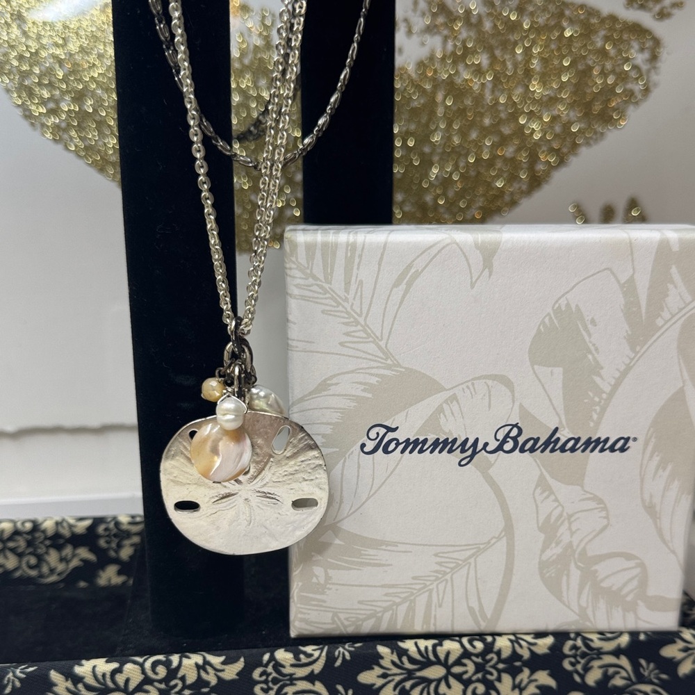 Tommy Bahama Silver and Cream Necklace